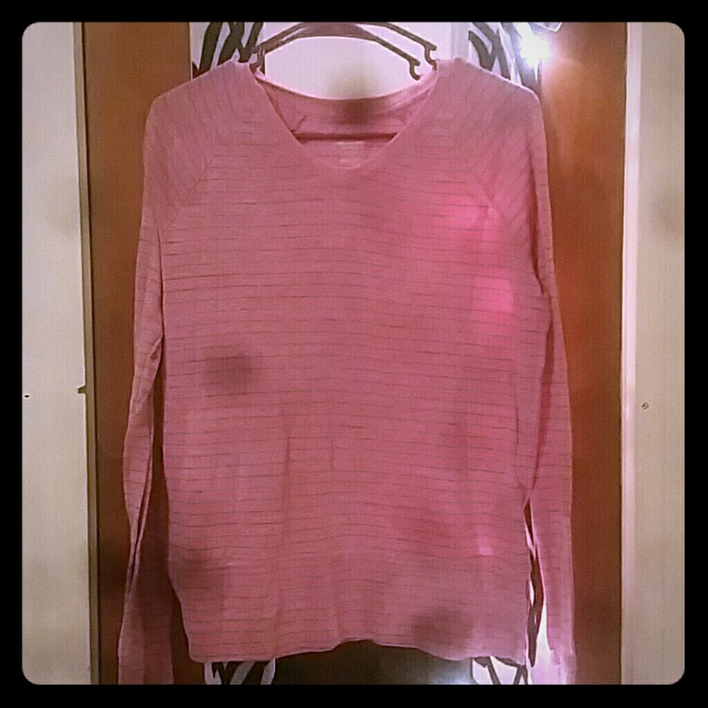 Long sleeve t-shirt